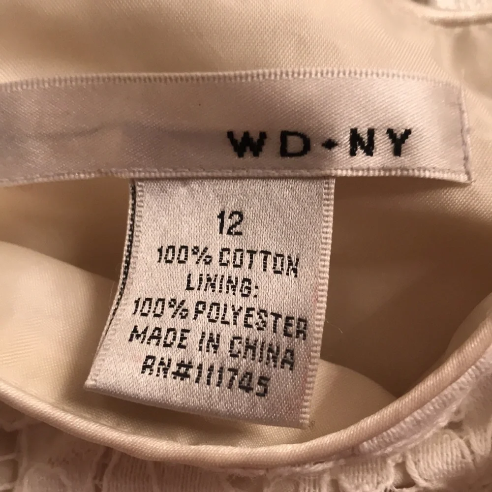 WD NY Beautiful ivory eyelet flare skirt - Picture 4 of 6